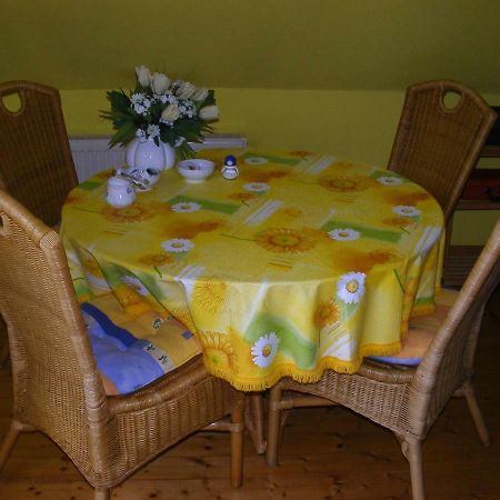 Appartement Gudrun Waegner à Welcherath Extérieur photo